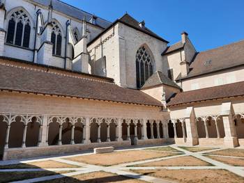 Cloître de la Cathédrale Saint Vincent Chalon sur Saône