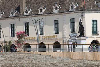 Place du Port Villiers Chalon sur Saône