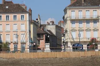 Place du Port Villiers Chalon sur Saône