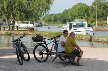Cyclotourisme et voies vertes dans la Côte Chalonnaise, Saint Léger sur Dheune